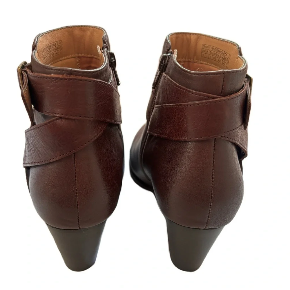 VIONIC Women's‎ Trinity Boots Chocolate Brown Leather Size 9 Booties Ankle Boot